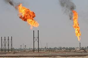  Oil markets roiled as Harvey hits U.S. petroleum industry