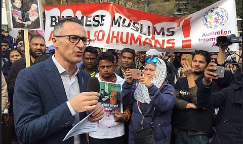Australia's Green Party leader Richard di Natale addresses a pro-Rohingyan rally in Melbourne. (Twitter/Richard Di Natale)