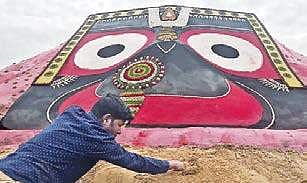 Sudarsan Patnaik’s 30ft high sand sculpture of Lord Jagannath at Puri beach | Express