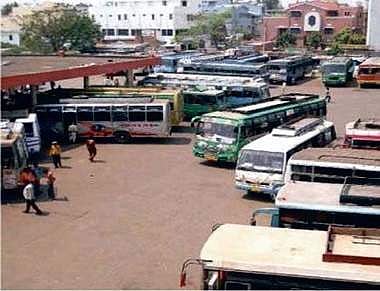 Due to the festival, students, private sector employees, and others are visiting their home towns in several parts of the country (File | PTI)