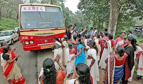Ayyappa Samrakshana Samiti members blocking a bus heading to Pampa at Nilakkal (Photo | EPS/Shaji Vettipuram)