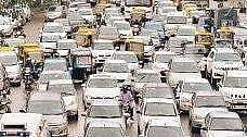Bangalore: Government mulls banning registration of new vehicles, experts say it might flop