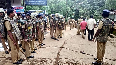 Kerala Police at the entry point of Sabarimala Temple (File photo | PTI)