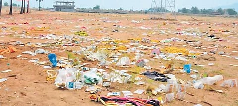 Uncleared garbage at the venue of TRS’ meeting in Nalgonda town | Express