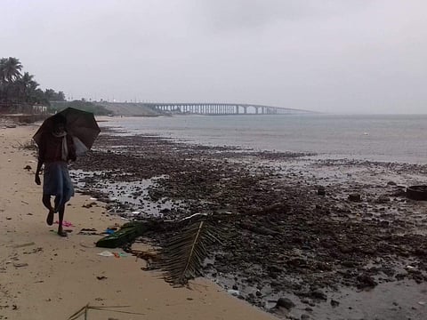 Sea levels reduced after the cylone at Pamban in Rameshwaram. (Photo|Ponmalar/EPS)