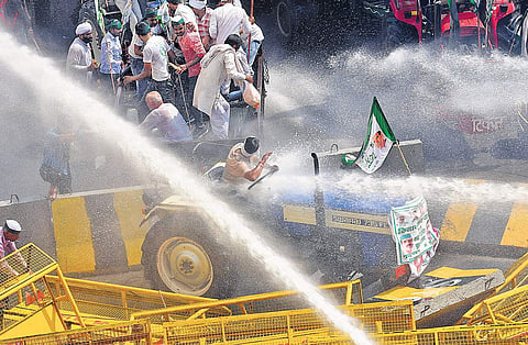 Police used water cannons to disperse farmers protesting at the Delhi-UP border. (File photo | EPS)