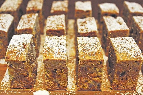 Bienenstich cake