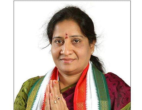 MLC Akula Lalitha