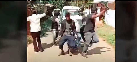 The Kerala Police had earlier put up a post urging people not to invite trouble by performing “Nillu Nillu” in a dangerous manner (YouTube screengrab)