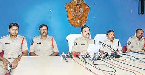 SP GVG Ashok Kumar disclosing the arrest of matka organisers at a press conference in Anantapur on Friday | Express