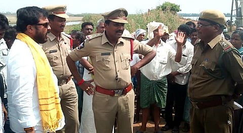 Denduluru MLA Chintamaneni Prabhakar with police | Express Photo
