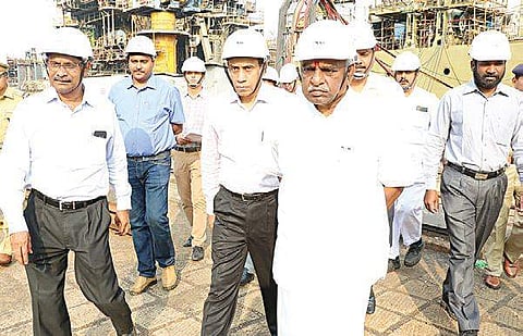 Union Minister of State for Shipping Pon Radhakrishnan visiting the site of the blast  at Cochin Shipyard on Wednesday