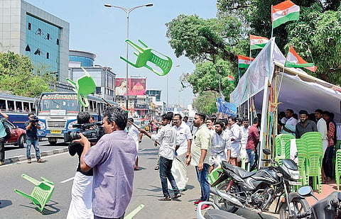 A file image of KSU activists hurling plastic chairs at the police team during an agitation in front of the Secretariat on Tuesday in protest against the murder of Youth Congress leader Shuhaib in Kannur | B P Deepu