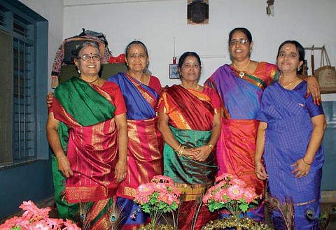 The members of the Hamsadhwani Bhajana Sangam, the kolattam troupe of Perumbavoor
