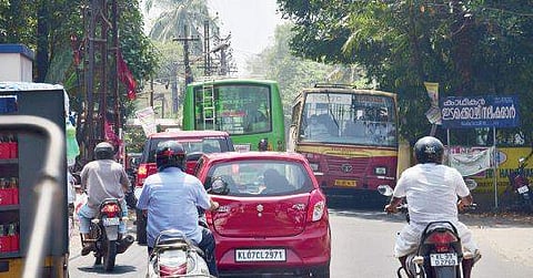 The congested Thoppumpady-Aroor Road   Albin Mathew