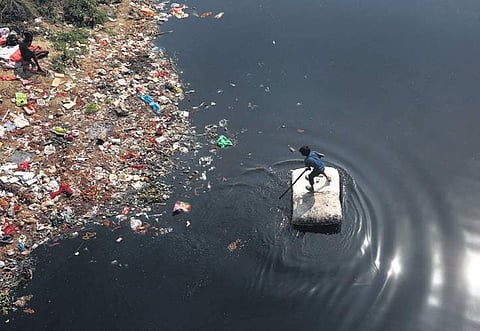 Ammonia level in the Yamuna rose to 40 per cent twice in two months. |  shekhar yadav