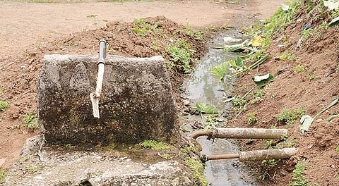 Loo and behold! Tea workers find no concrete relief