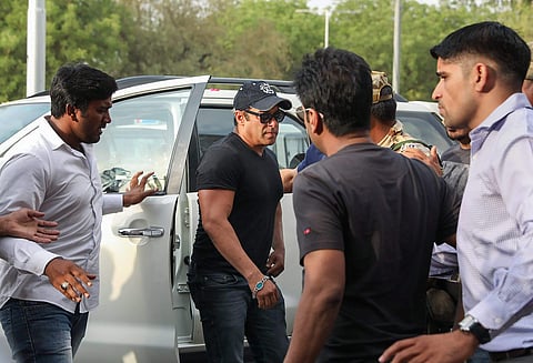 Bollywood actor Salman Khan arrives at the Jodhpur airport after he was granted bail in the 1998 Black Buck poaching case. | PTI