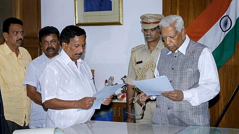 Karnataka Governor Vajubhai Vala appoints BJP MLA KG Bopaiah as Pro-Tem Speaker, ahead of floor test, in Bengaluru (Photo | PTI)