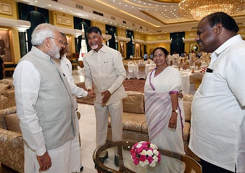 West Bengal CM along with other state CMs meeting PM Modi at the NITI Aayog meeting at Delhi. (Photo: Twitter/@narendramodi)