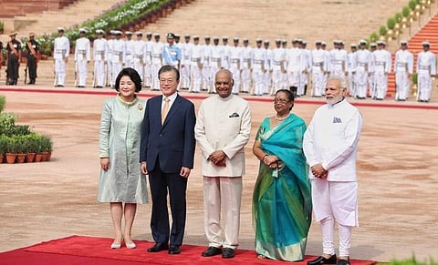 South Korean President Moon received by Modi, Kovind at Rashtrapati Bhavan.(Shekhar Yadav | EPS)