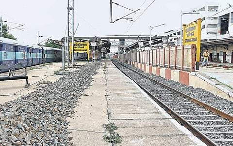 Concrete ballast placed on platform 4 marking the width to be reduced  at St Thomas Mount station on Friday |  Nakshatra Krishnamoorthy
