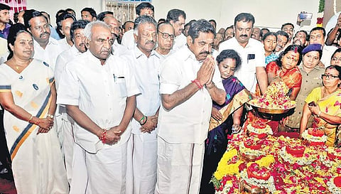 CM Edappadi K Palaniswami and Deputy CM O Panneerselvam paying tributes to Vajpayee in the city on Thursday