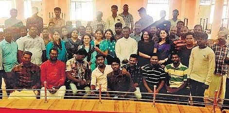 The honoured fishermen with the organisers