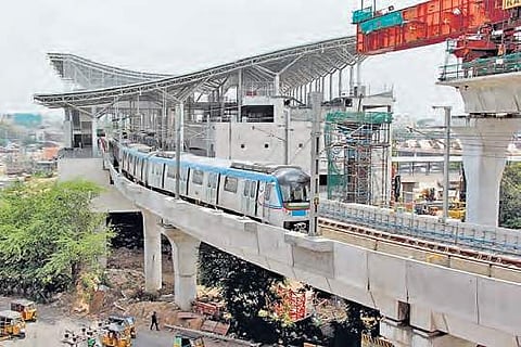 Trial run of metros along the Ameerpet-LB Nagar stretch  | Express