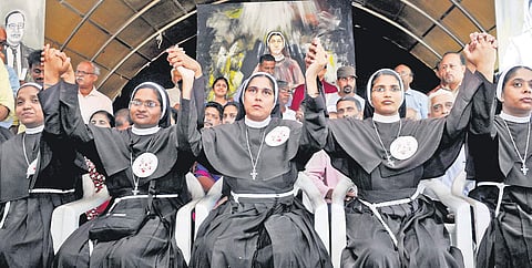 The nuns who were staging the protest in Kochi demanding the arrest of Jalandhar Bishop Franco Mulakkal (Photo|  A Sanesh)