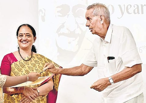 Lalitha Balakrishnan, principal of MOP, and social worker  Devendra Oza  P Jawahar