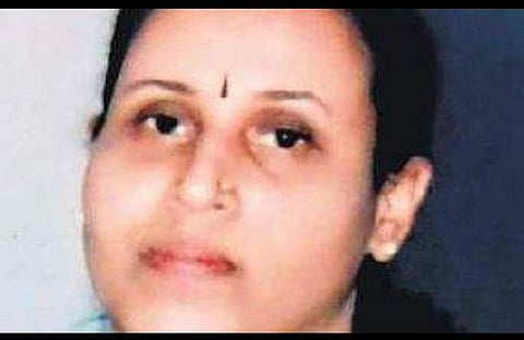 Dr Sonu R