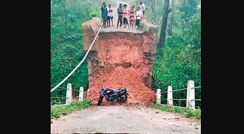 The Malinganadu bridge that collapsed following heavy rain | Express