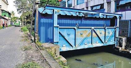 The indigenous pumping mechanism ‘petti and para’ at Mullassery Canal in the city   Albin Mathew