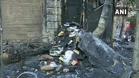 Fire broke out in Ismail building at  Mumbai's Bhendi Bazar today early morning (Photo| ANI)