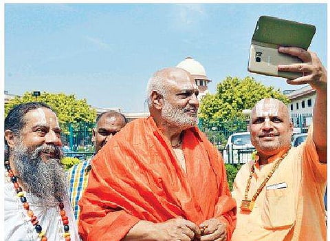 Nirmohi Akhara mahant Dharamdass (centre) at the Supreme Court after the Ram janmabhoomi case hearing, in New Delhi (Photo | Shekhar Yadav, EPS)