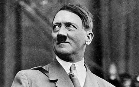 Adolf Hitler 
