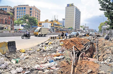 Mounting troubles for Mount Road