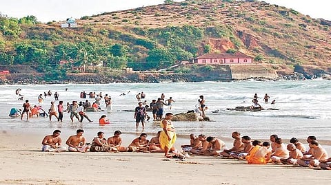 Devotees and other visitors at Gokarna beach | NRG Parivar