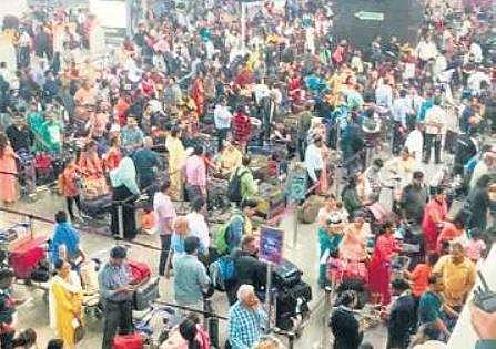 IndiGo server glitch leaves flyers stranded