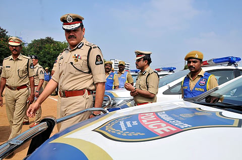 Hyderabad Police Commissioner Anjani Kumar inspected police patrol Vehicles at Nizam College ground in Hyderabad on Saturday| S Senbagapandiyan