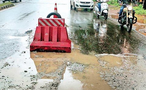 Kottooli (The road was tarred  later)    Pic: Manu R Mavelil