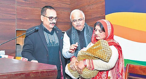 Many Hindu refugees from Pakistan said that they had already suffered a lot and appealed to ‘parties’ (protesting against the CAA) to support them.