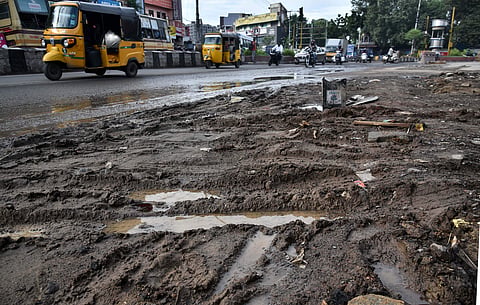 (Elephant Gate Road in a sullied state and has not been relaid. |Photo- P Jawahar)