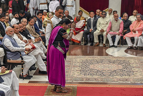 Folk singer Teejan Bai before recieving Padma Vibhushan.