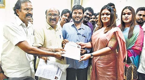 Apsara Reddy filing her application for contesting LS  election at Sathya-moorthi Bhavan in Chennai on Saturday. (Photo | Ashwin Prasath, EPS)