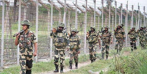 Sources indicated that a total of 801 personnel have been selected across five course categories, with each course spanning four weeks. 