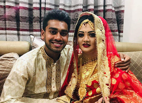Mehidy Hasan with wife. (Photo | Facebook/Mehidy Hasan Miraz)