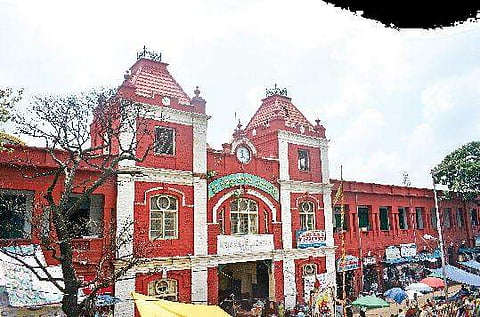 KR Market, also known as City Market, is a landmark in the city, and was built by the Maharaja of Mysore in 1921. The red stone structure continues to hold the legacy of several vendors who have for generations earned their livelihood here. |Shriram BN