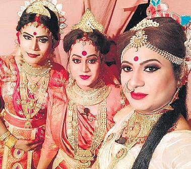 Bhaona dancers.
